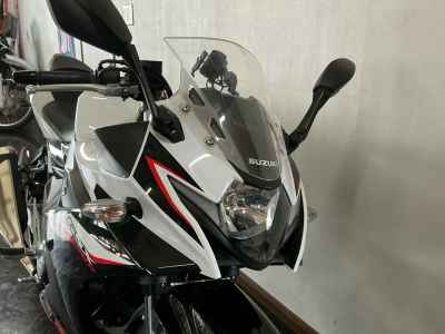 Suzuki GSX250R