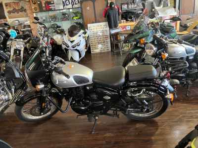 Benelli Imperiale 400 2023