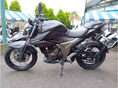 Suzuki Gixxer 250SF