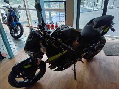 Kawasaki Z250 2022