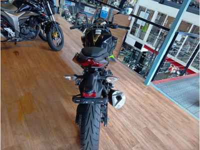 Kawasaki Z250 2022