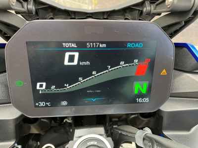 BMW F900XR L 2023
