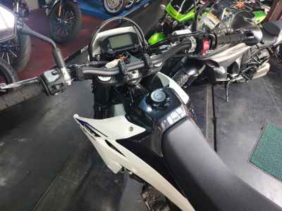 Suzuki DR-Z4SM 2025