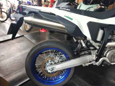 Suzuki DR-Z4SM 2025