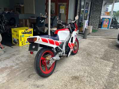 Yamaha TZR250