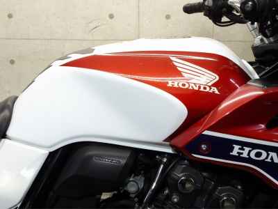 Honda CB400 Super Boldor 2015