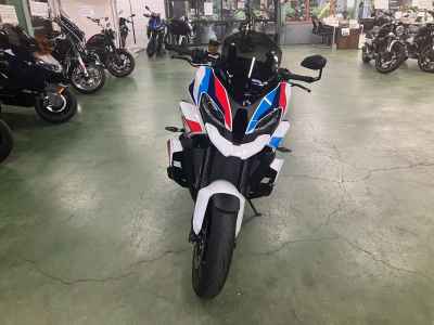 BMW M1000XR 2024