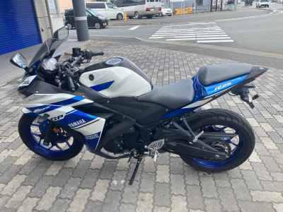 Yamaha YZF-R25