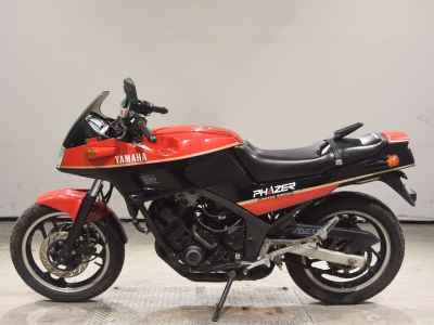 Yamaha FZ250 Fazer