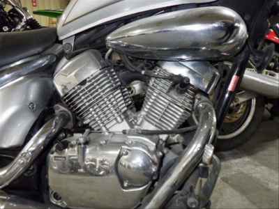 Suzuki Intruder 250LC