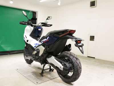 Honda X-Adv 750
