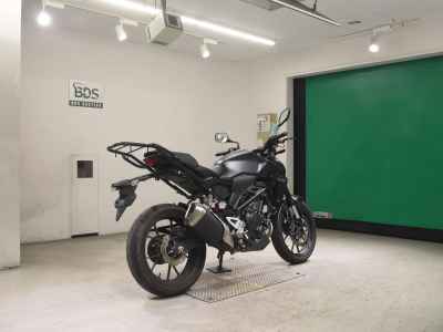 Honda CB250R