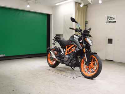 KTM 390 Duke 2021