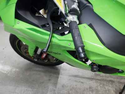 Kawasaki Ninja ZX-10RR 2022