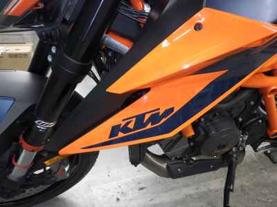 KTM 1290 Super Duke R 2021