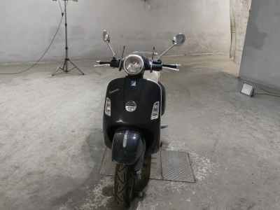 Vespa GTS 250