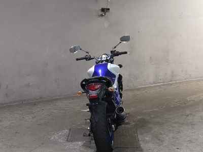Suzuki Gladius SFV400 2011