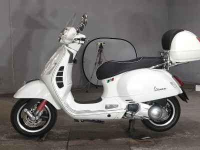 Vespa GTS 300 Super 2018