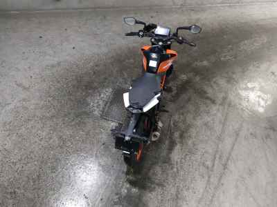 KTM 390 Duke 2021