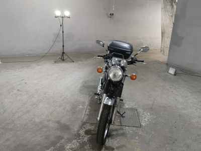 Yamaha SR400 2021