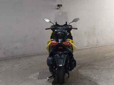 Yamaha XMAX 250