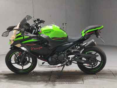 Kawasaki Ninja 400 2022