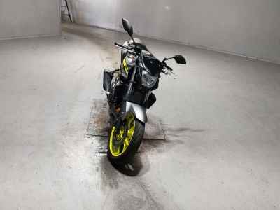 Yamaha YZF-R25 2015