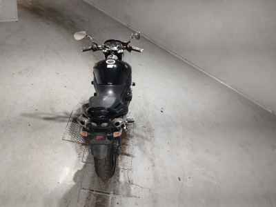Suzuki GSR400 2010