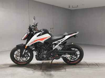 KTM 390 Duke 2022