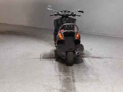 Suzuki Gemma 250