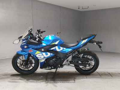 Suzuki GSX250R