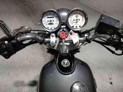 Yamaha SR400 2022
