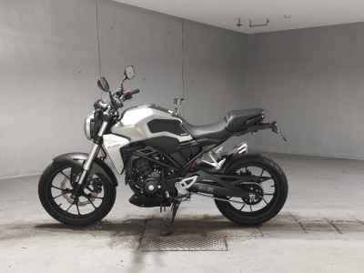 Honda CB250R 2018