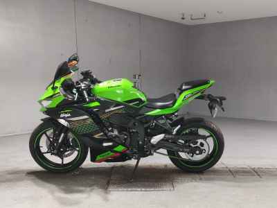 Kawasaki Ninja ZX-25R KRT Edition