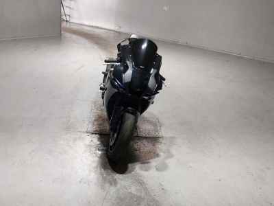 Yamaha YZF-R1 2022