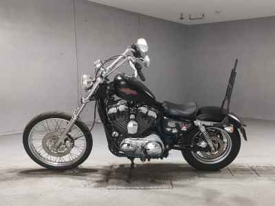 Harley-Davidson Sportster Seventy-Two XL1200V 2013