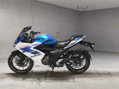 Suzuki Gixxer 250SF
