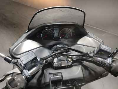 Suzuki Skywave 250S
