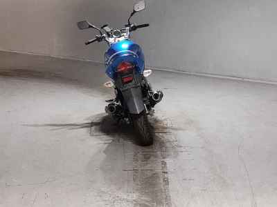 Suzuki GSR250