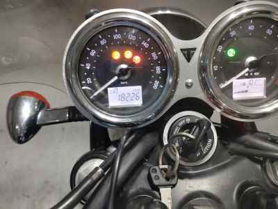 Triumph Bonneville T100 2016