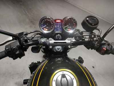 Kawasaki Z900RS 2021