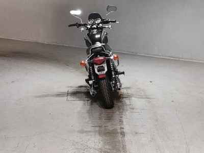 Kawasaki W800 2012
