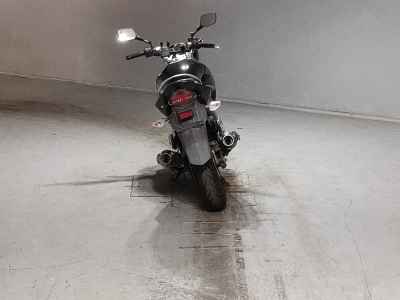 Suzuki GSR250