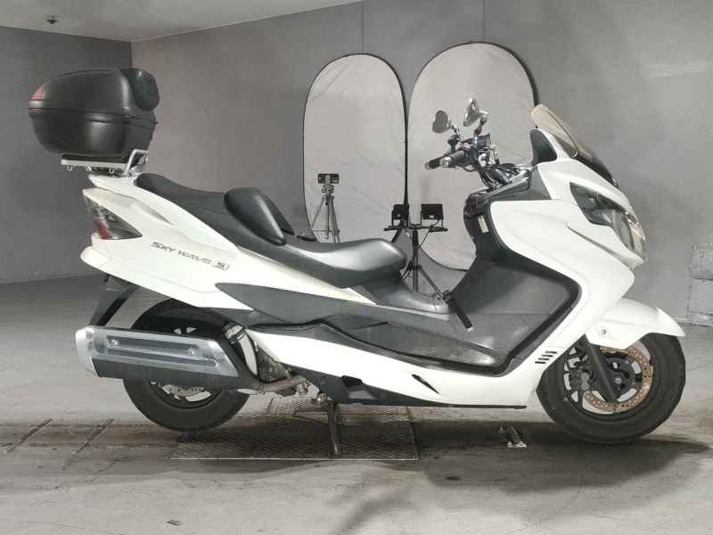 Suzuki Skywave 250S