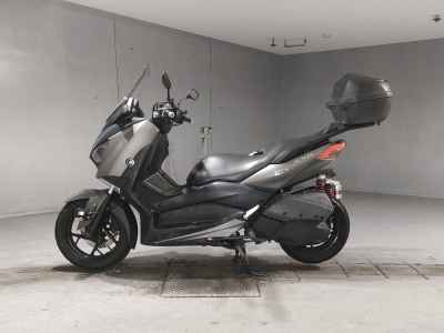 Yamaha XMAX 250