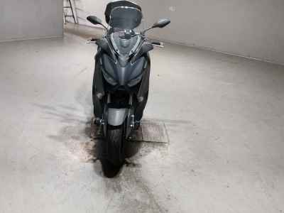 Yamaha XMAX 250