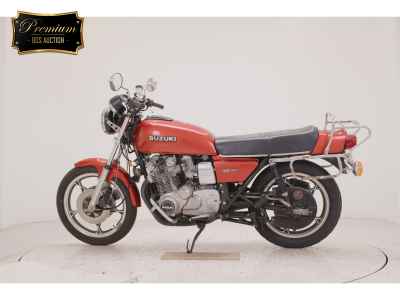 Suzuki GS750