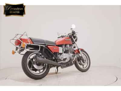 Suzuki GS750