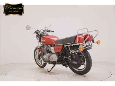 Suzuki GS750
