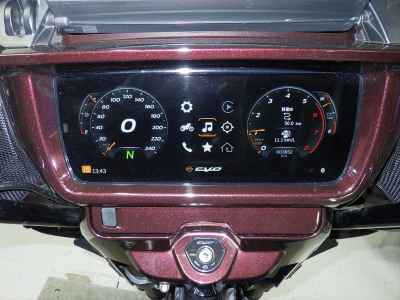 Harley-Davidson FLHXSE1970 CVO 2024